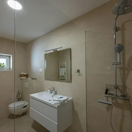 21 Crikvenica Riviera * Bribir (Primorje-Gorski Kotar)